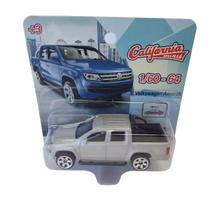 Volkswagen Amarok Prata 1/64 California 82205 Volkswagen Amarok Prata 1/64 California 82205