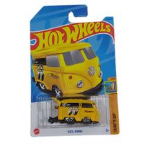 Volkswagen Kool Kombi Mooneyes Amarela Surf'S Up 2/5 Hot Wheels 2023 Lote B - HKJ33 Volkswagen Kool Kombi Mooneyes Amarela Surf'S Up 2/5 Hot Wheels 2023 Lote B - HKJ33