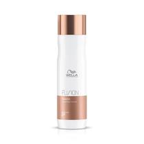 Wella - Professional Fusion - Shampoo 250ml Wella - Professional Fusion - Shampoo 250ml