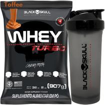 Whey Protein Concentrado TURBO 907g + Coqueteleira Fumê 600ml - Kit Black Skull Whey Para Ganho de Massa Muscular +Shakeira600ml