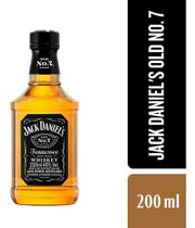 Whisky Americano Jack Daniels Old Nº 07 Tennessee 200ml Whisky Americano Jack Daniels Old Nº 07 Tennessee 200ml