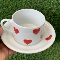 Xícara de Chá com Pires Corações Vermelhos