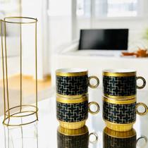 Xícara torre, kit com 4 xícaras com suporte.