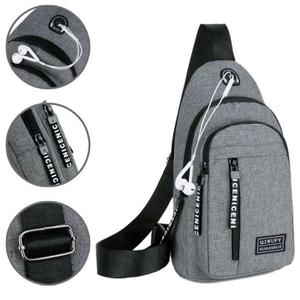 Bolsa Transversal Masculina Impermeável Estilo Mochila de Peito