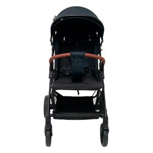 Carrinho de Bebê Reclinável Proteção UV Freso Confort Preto