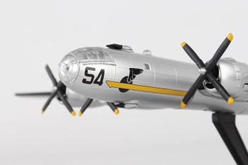 Imagem de Avião B-29 Superfortress Square 54 Museum of Fly Daron 1/200