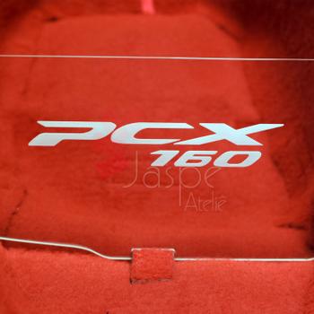 Imagem de Forração Pcx Dlx 2023 Forro Standard Vermelho + Divisória