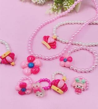 Imagem de Kit 10 Cartelas Conjunto Colar e Pulseira Anel Infantil Pérolas Miçangas Rosa Branco Pingente Doce Flor Urso Frutinhas