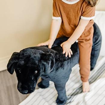 Imagem de Melissa & Doug Cão Preto Gigante - Pelúcia Realista (mais de 2 pés de altura)