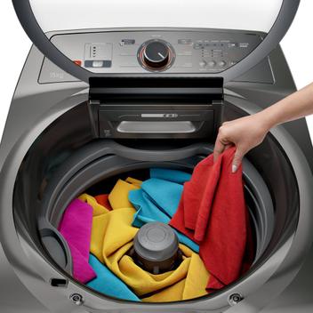 Máquina de Lavar Brastemp 15kg titânio com Ciclo Edredom Especial e Enxágue Anti-Alérgico - BWN15AT