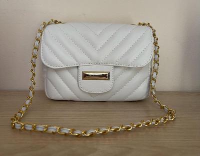 Bolsa bag feminina ombro pequena transversal alça corrente reforçada