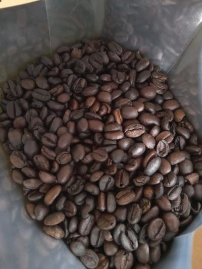 Café conilon em grãos torrado 1kg