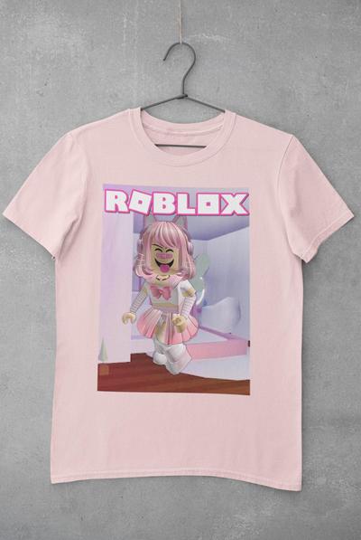 Camiseta rosa roblox  Compre Produtos Personalizados no Elo7