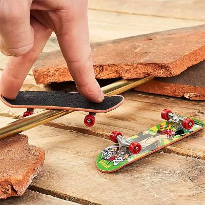 Skate De Dedo Mini Fingerboard + Trucks E Acessórios Prodeck