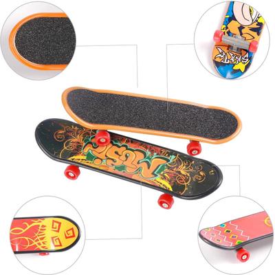 Kit 20 UN Brinquedo Skate De Dedo Com Rampa Obstáculo X-Trick