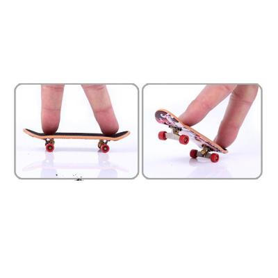 Finger Skateboard Skatinho de Dedo com Lixa e Rodinhas Trocáveis