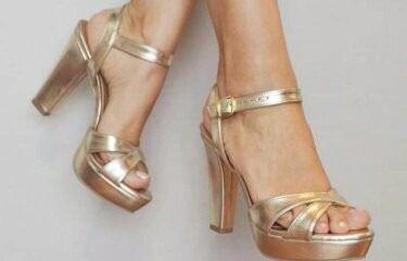 salto alto grosso com brilho