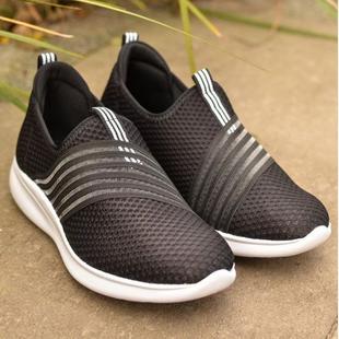 tênis comfortflex liso preto