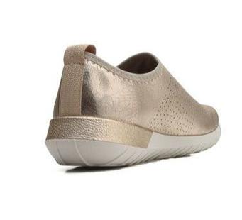 tenis dourado usaflex