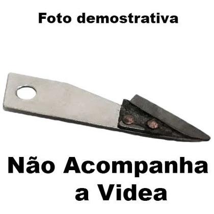 Imagem de 02 Parafusos Prender Videa Maq Cortar Tecido Bananinha WD1