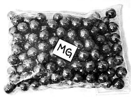 Imagem de 1 Kg Chumbo granulado esfera 11,50 mm número MG, ideal para prática esportiva