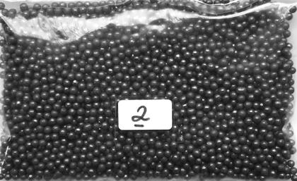 Imagem de 1 Kg Chumbo granulado esfera 3,75 mm número 02, ideal para prática esportiva