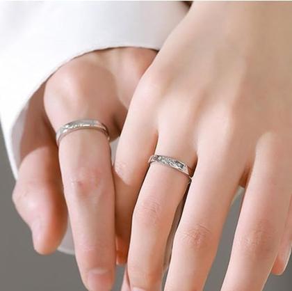 Imagem de 1 Par Aliança Sol & Lua Compromisso Prata Ajustável Mod5