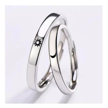 Imagem de 1 Par de Anéis Sol e Lua  Acessório Casal com Embalagem