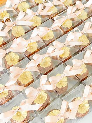 Imagem de 100 caixas de acetato transparente 4x4x4 para 1 ou 2 mini doce na espessura de 0,21mm