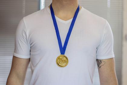 Imagem de 100 Medalhas Metal 55mm Honra ao Mérito Ouro Prata Bronze