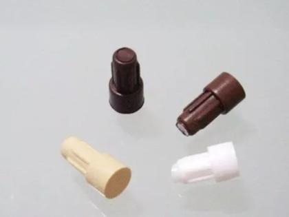 Imagem de 100 Suporte Pino 6x8 Prateleira Marfim ( Sem Bucha)