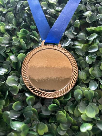Imagem de 15 Medalhas de Aço 6cm Ouro Prata Bronze Centro Liso Esporte