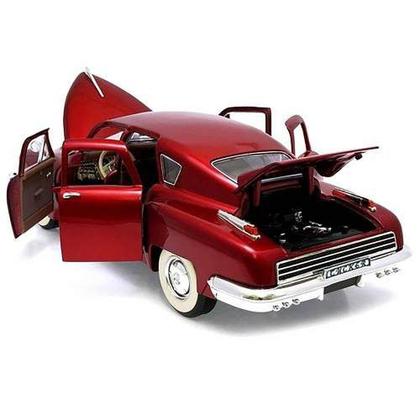 KYOSHO Tucker Torpedo レッド 1948 1/18スケール 1948 Tucker Torpedo - Escala 1:18 - Yat Ming - Miniaturas de
