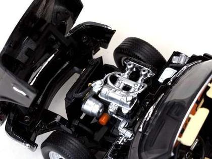 1970 Triumph Spitfire MK IV - Escala 1:18 - Sun Star - Carrinhos e