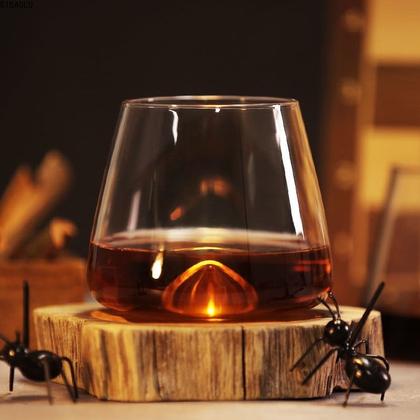 Imagem de 1pcs Designer Whiseddy Swirl Whisky Rock Glass Verre Whiskey Tumbler XO Chivas Conhaque Brandy Snifter Red Wine Drinking Glasses Cup Vidro à moda antiga