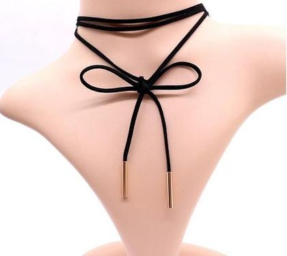 Imagem de 2 Colar Choker Longo Preto Pingentes Dourados Camurça Cordão