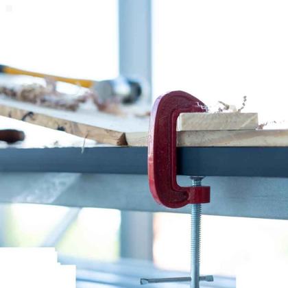 Imagem de 2 Grampo C Leve Resistente Starfer 3'' Bancada Carpintaria