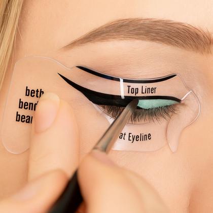 Imagem de 2 Moldes De Plástico Para Delinear Olhos Com 4 Peças