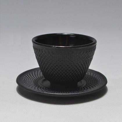 Imagem de 2 Pcs/Conjunto Copos genuínos de ferro fundido com copos de conjunto base com acessórios de almofadas de copo para chaleira 70ml Ferramentas de Kung Fu Top Gradecast Iron Teacupteacup Setkung Fu Cup