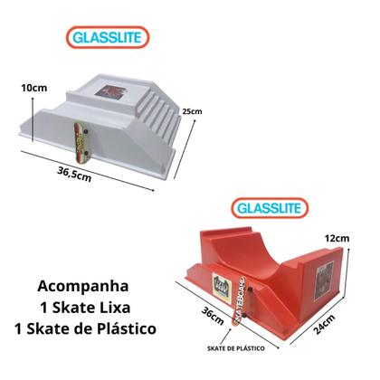 Imagem de 2 pista 2 skate dedo (rampa e half) corrimão escada branca e vermelha