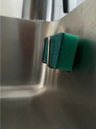 Imagem de 2 Suportes De Esponja Bucha Pia Inox Louça Gancho Cozinha