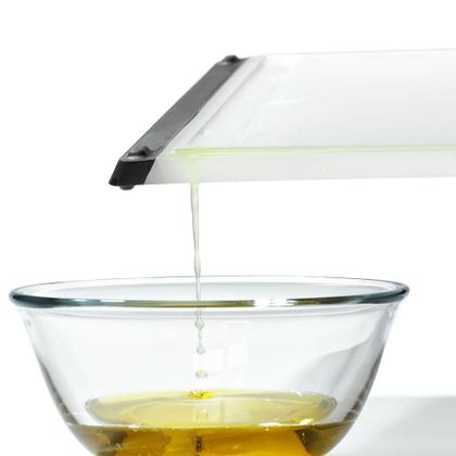 Imagem de 2 Tábuas Para Cozinha Antiaderrapante De Plástico Oxo