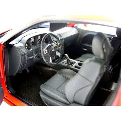 2010 Dodge Challenger SRT8 Drift Car - Escala 1:18 - Highway 61