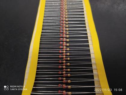 Imagem de 300x Resistor 270r 1/4w 5%