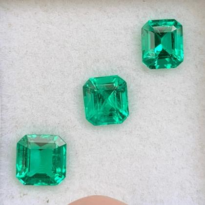 Imagem de 3ø Esmeralda Baguete Retangular 1,55ct
