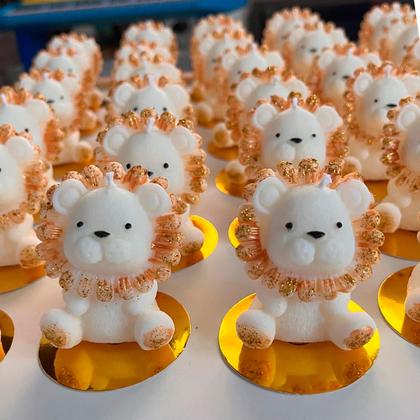 Imagem de 3x Lembrancinhas Vela Aromática Premium Leãozinho