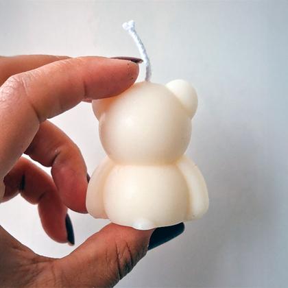 Imagem de 3x Vela Aromática Artesanal Ursinho Saquinho Organza e Tag Personalizável  Lembrancinha