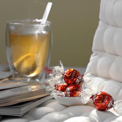 Imagem de 4 Caixas de 75g, Bombons de Chocolate Suiço, Lindt Lindor