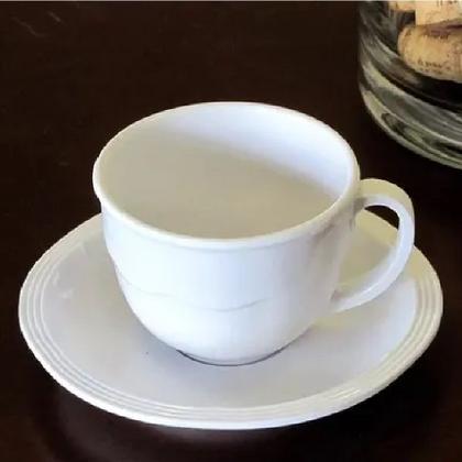 Imagem de 4 Xícara Caneca com Pires Branco Kit em Melamina 200ml