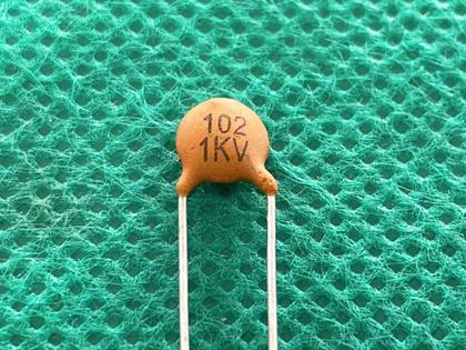 Imagem de 40x Capacitor Ceramico 1nf/1kv = 1k/1kv 5mm Z5v Hitano